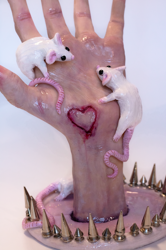 RAT GIRL RING HOLDER