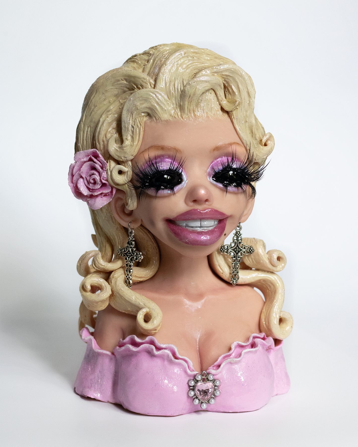 *DOLLY PARTON*