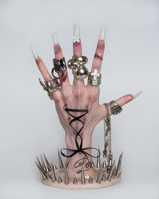 RING HOLDER HAND