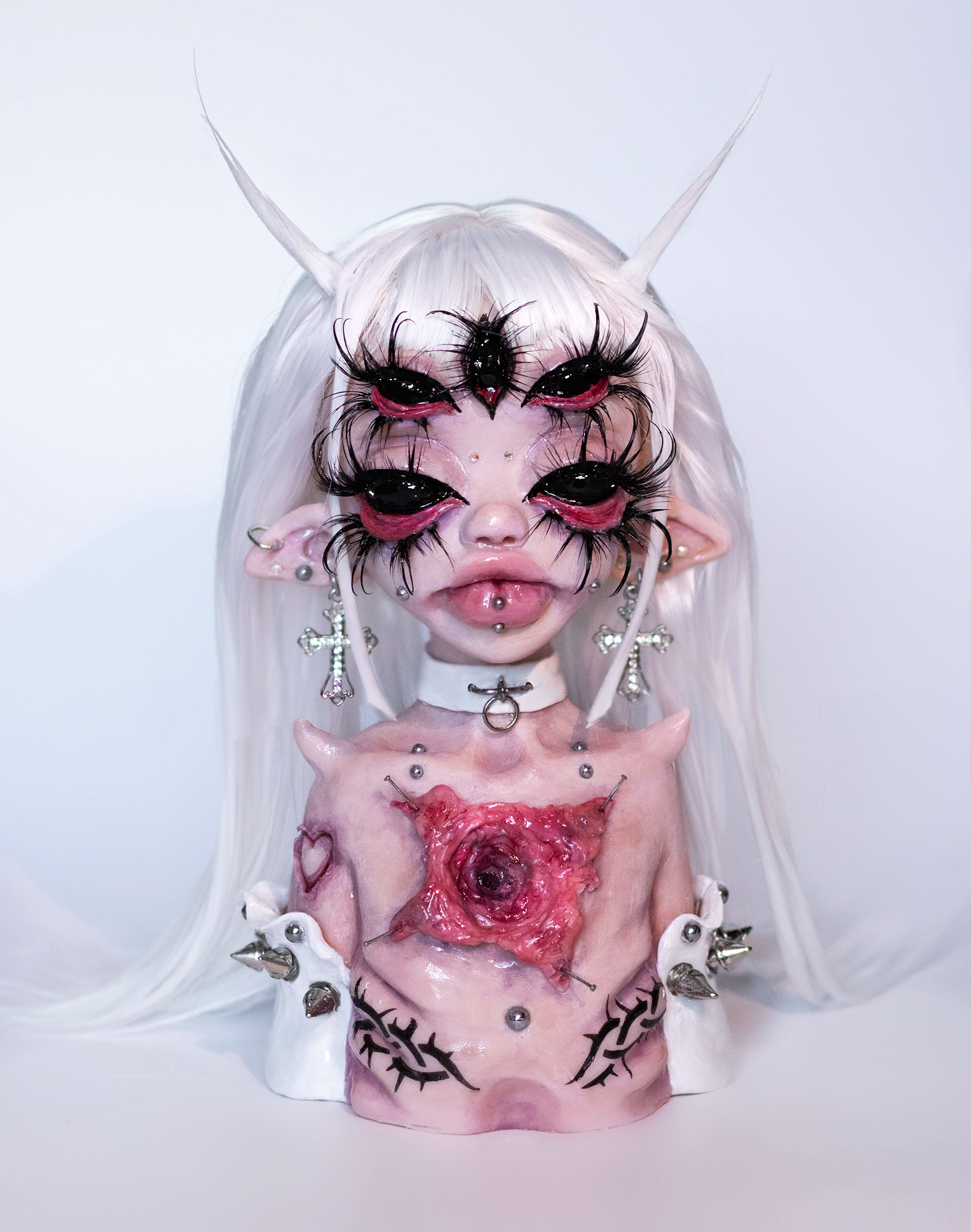 PIXIEBLOOD sculpture Hell Raiser