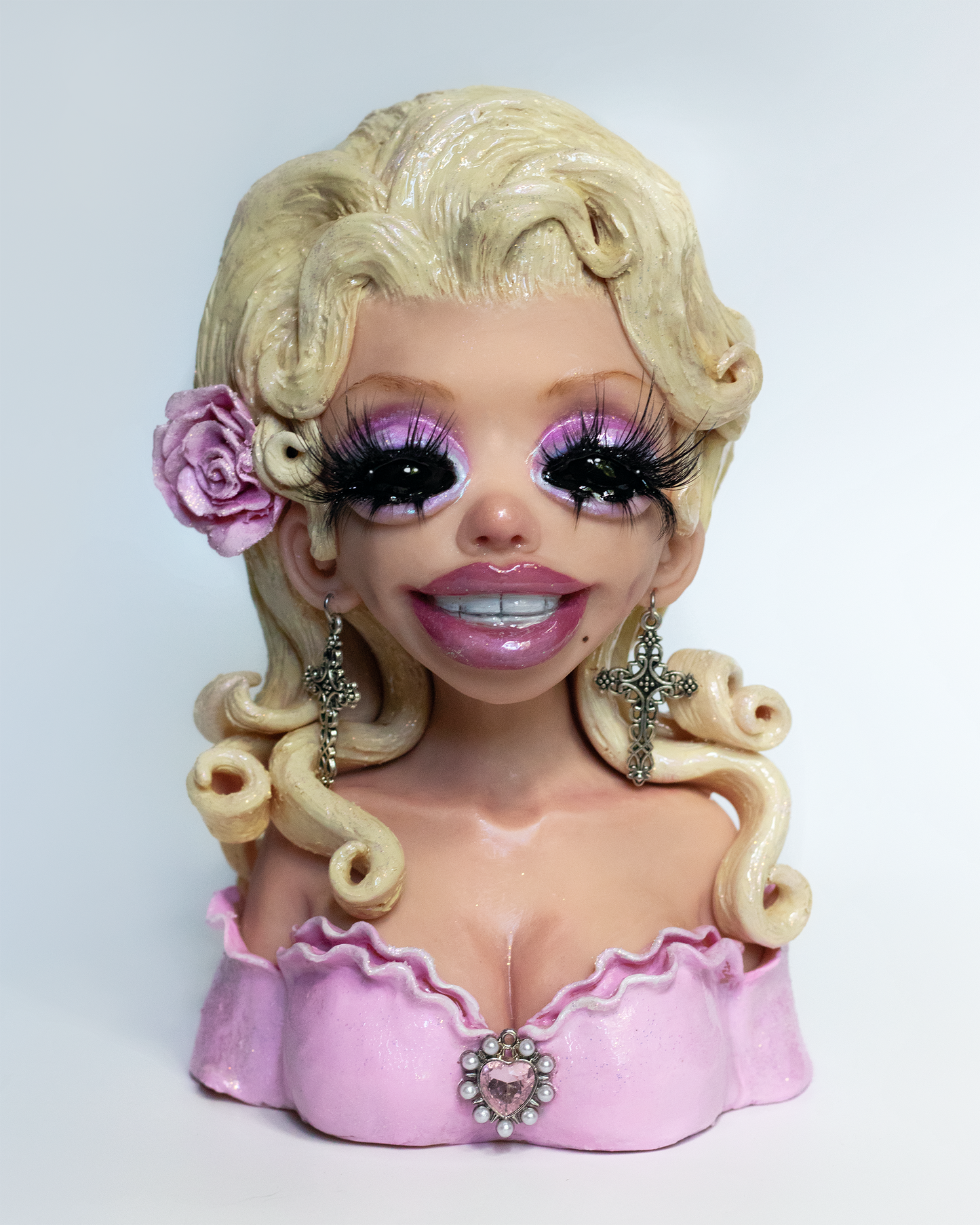 *DOLLY PARTON*